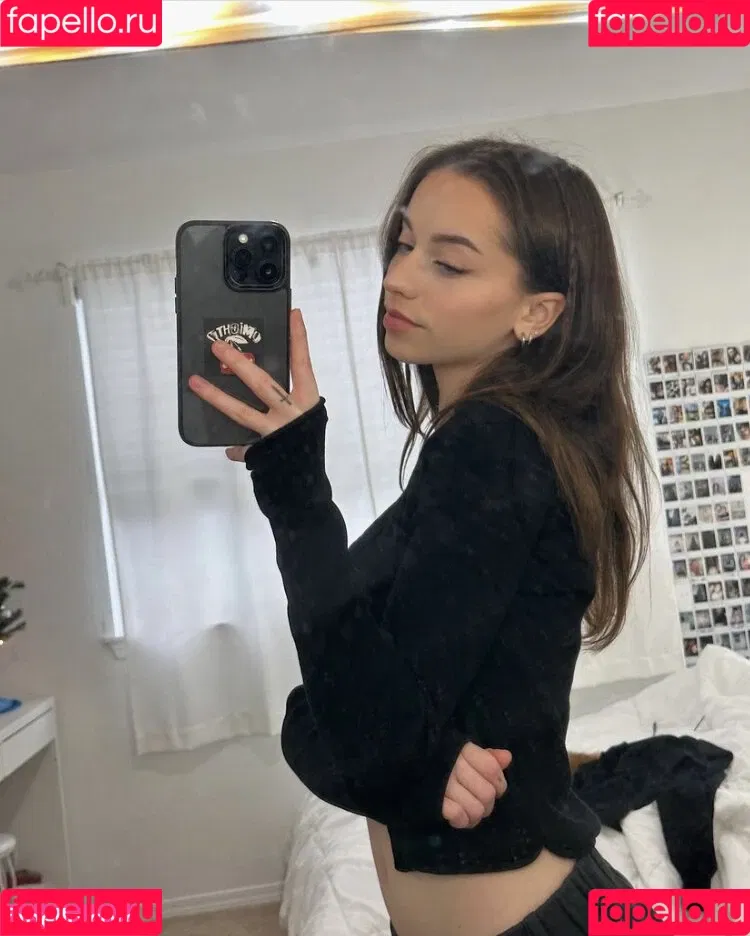 nnayetakk Onlyfans Photo Gallery 