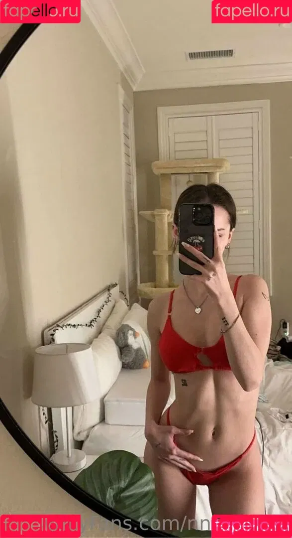 nnayetakk Onlyfans Photo Gallery 