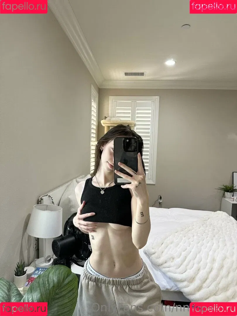nnayetakk Onlyfans Photo Gallery 