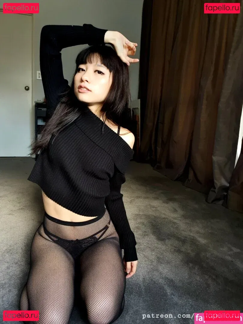 nnayetakk Onlyfans Photo Gallery 