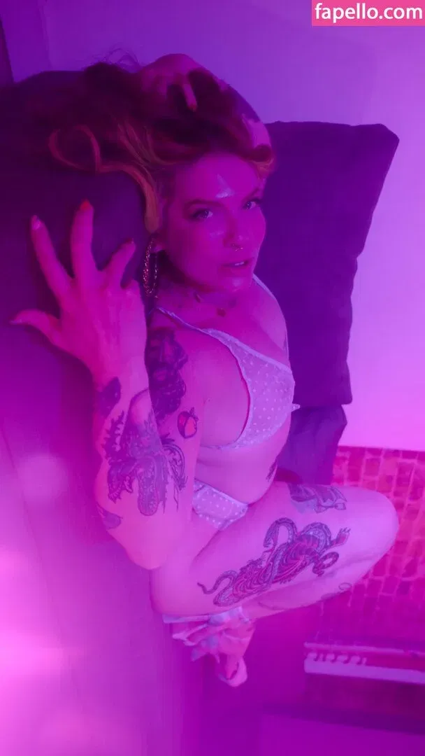 MsBettyWiles Onlyfans Photo Gallery 