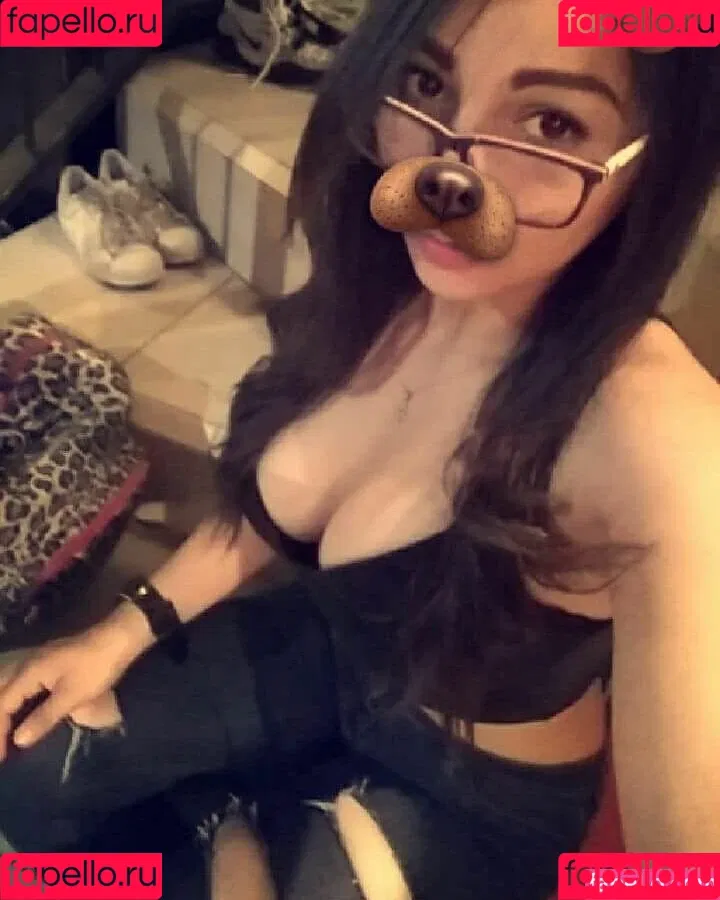 Arely Walle Onlyfans Photo Gallery 