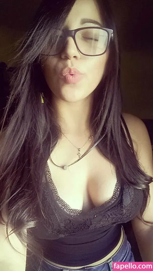 Arely Walle Onlyfans Photo Gallery 