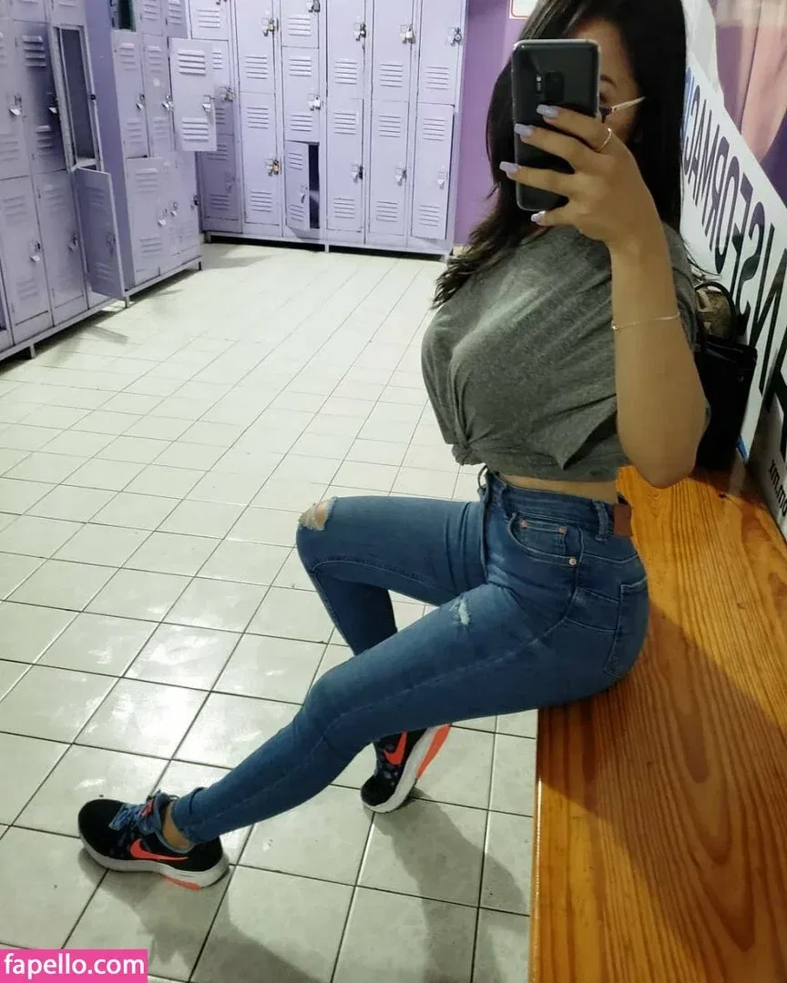 Arely Walle Onlyfans Photo Gallery 