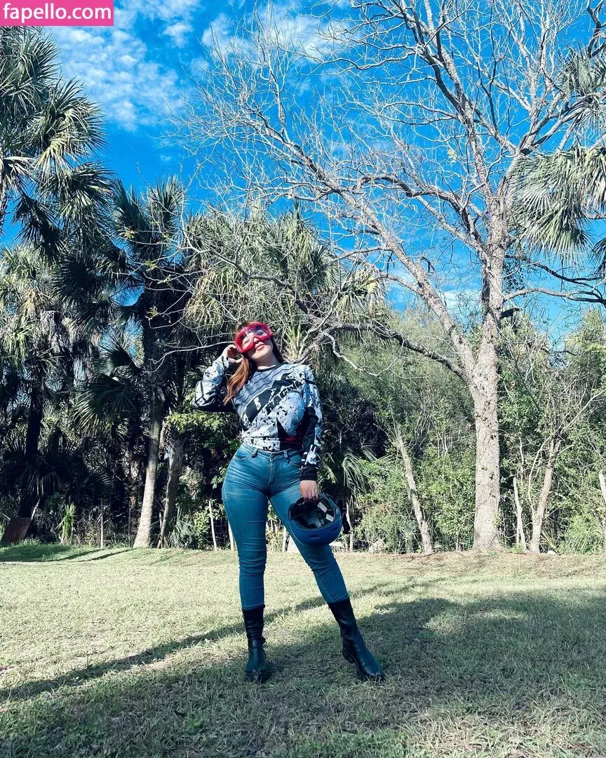 Arely Walle Onlyfans Photo Gallery 