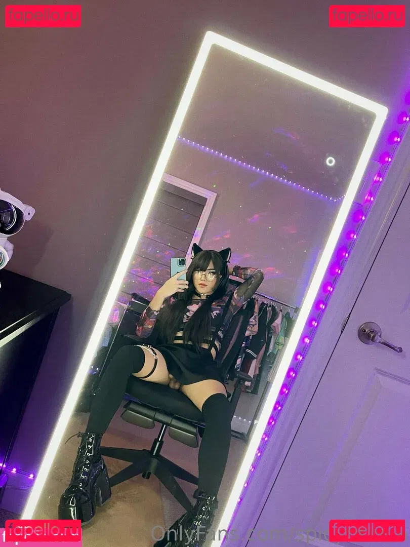 spicytitania Onlyfans Photo Gallery 