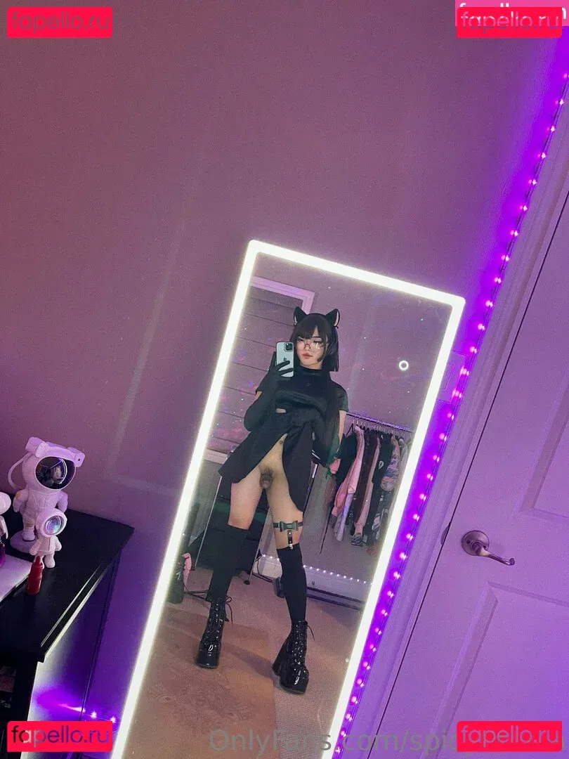 spicytitania Onlyfans Photo Gallery 