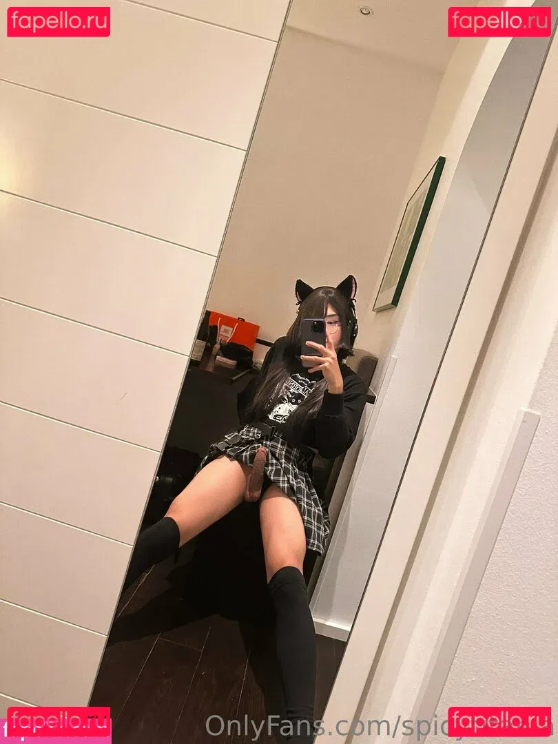 spicytitania Onlyfans Photo Gallery 