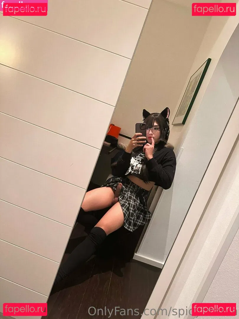 spicytitania Onlyfans Photo Gallery 