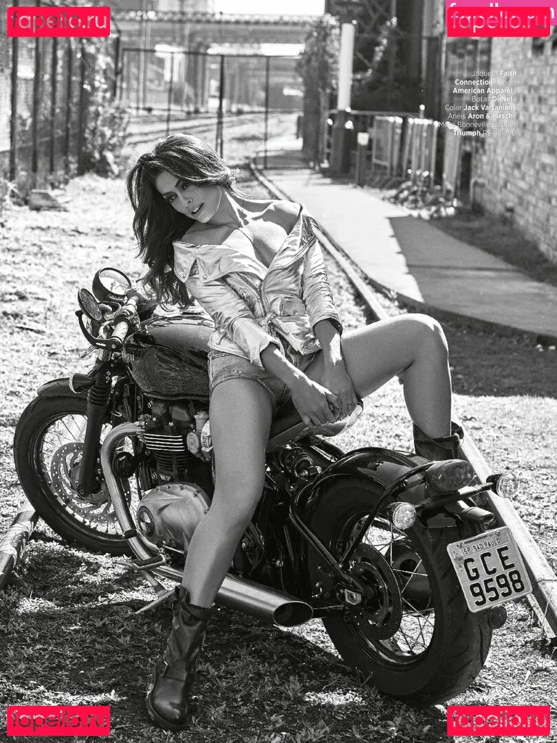 Juliana Paes Onlyfans Photo Gallery 