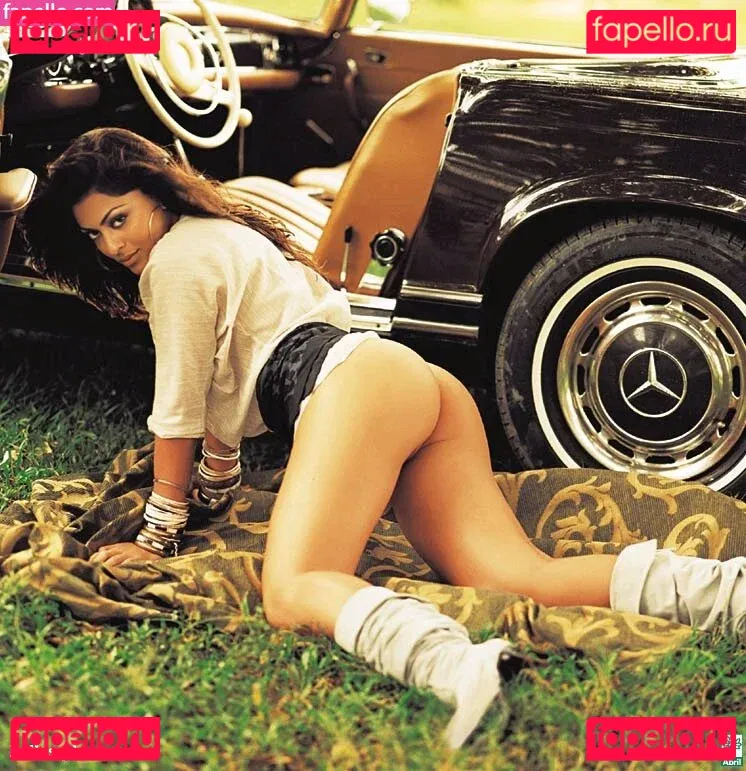 Juliana Paes Onlyfans Photo Gallery 