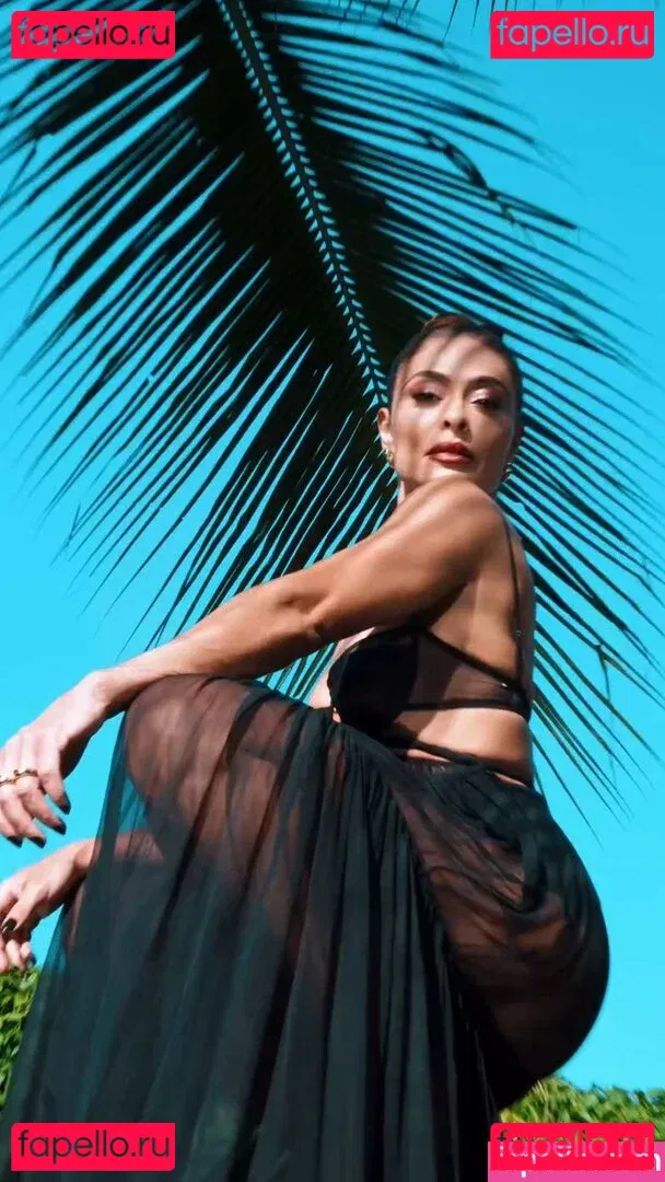 Juliana Paes Onlyfans Photo Gallery 