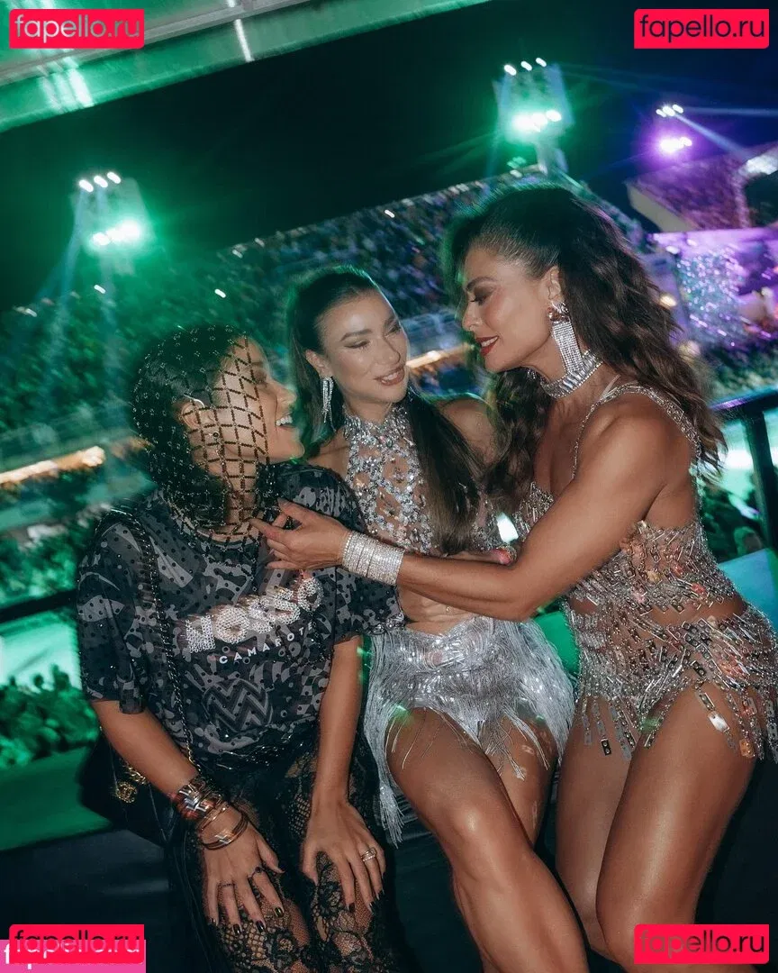 Juliana Paes Onlyfans Photo Gallery 