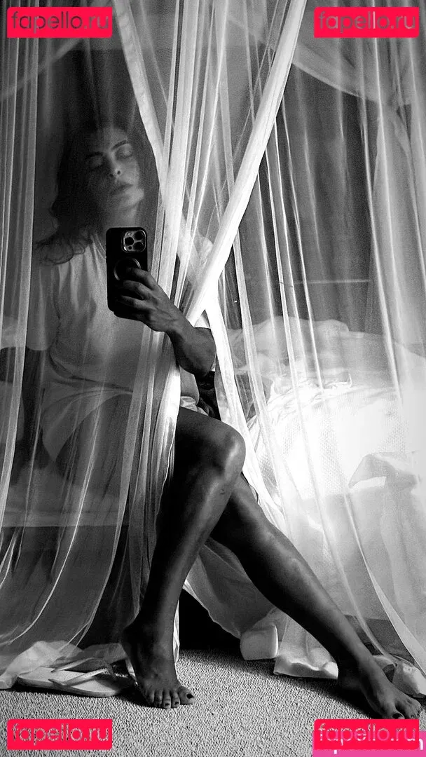 Juliana Paes Onlyfans Photo Gallery 