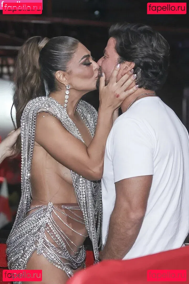 Juliana Paes Onlyfans Photo Gallery 