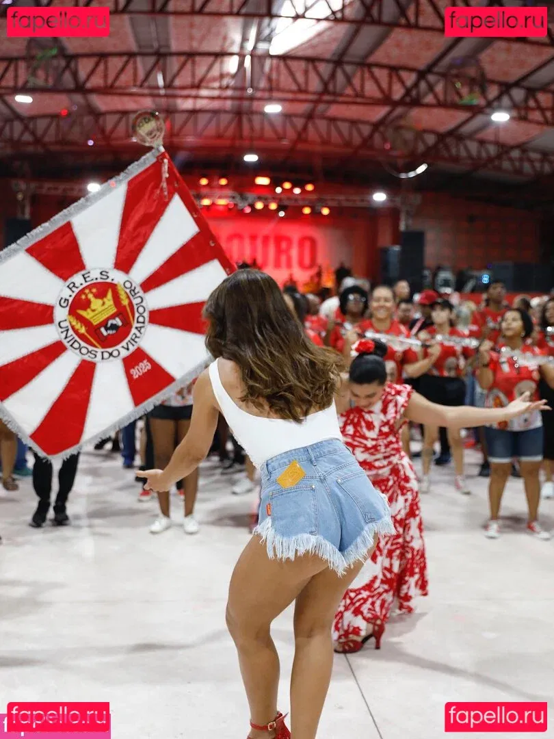 Juliana Paes Onlyfans Photo Gallery 