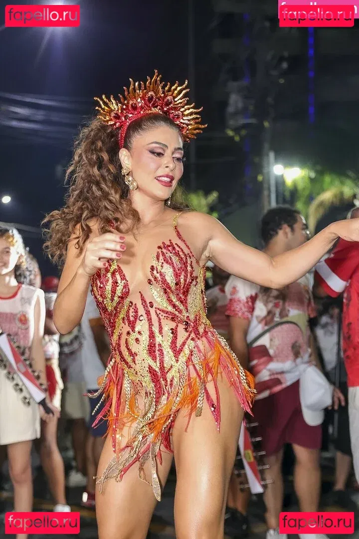 Juliana Paes Onlyfans Photo Gallery 