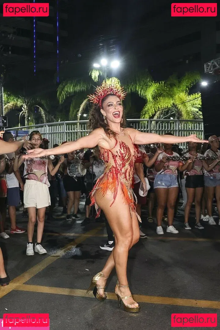 Juliana Paes Onlyfans Photo Gallery 