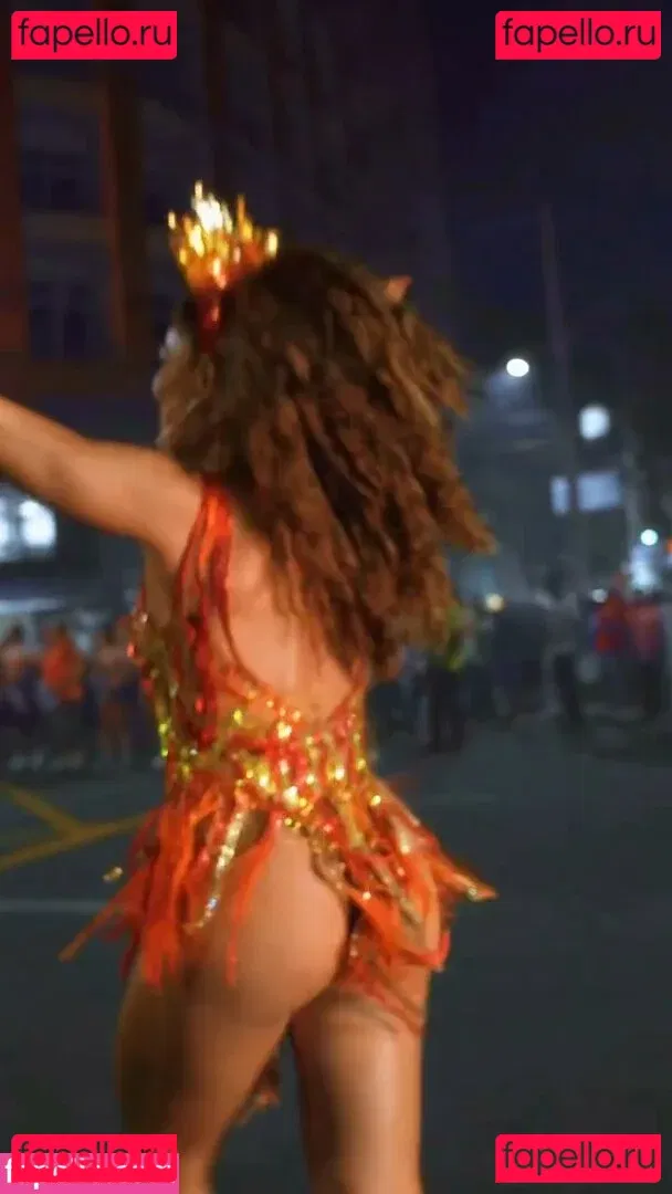 Juliana Paes Onlyfans Photo Gallery 