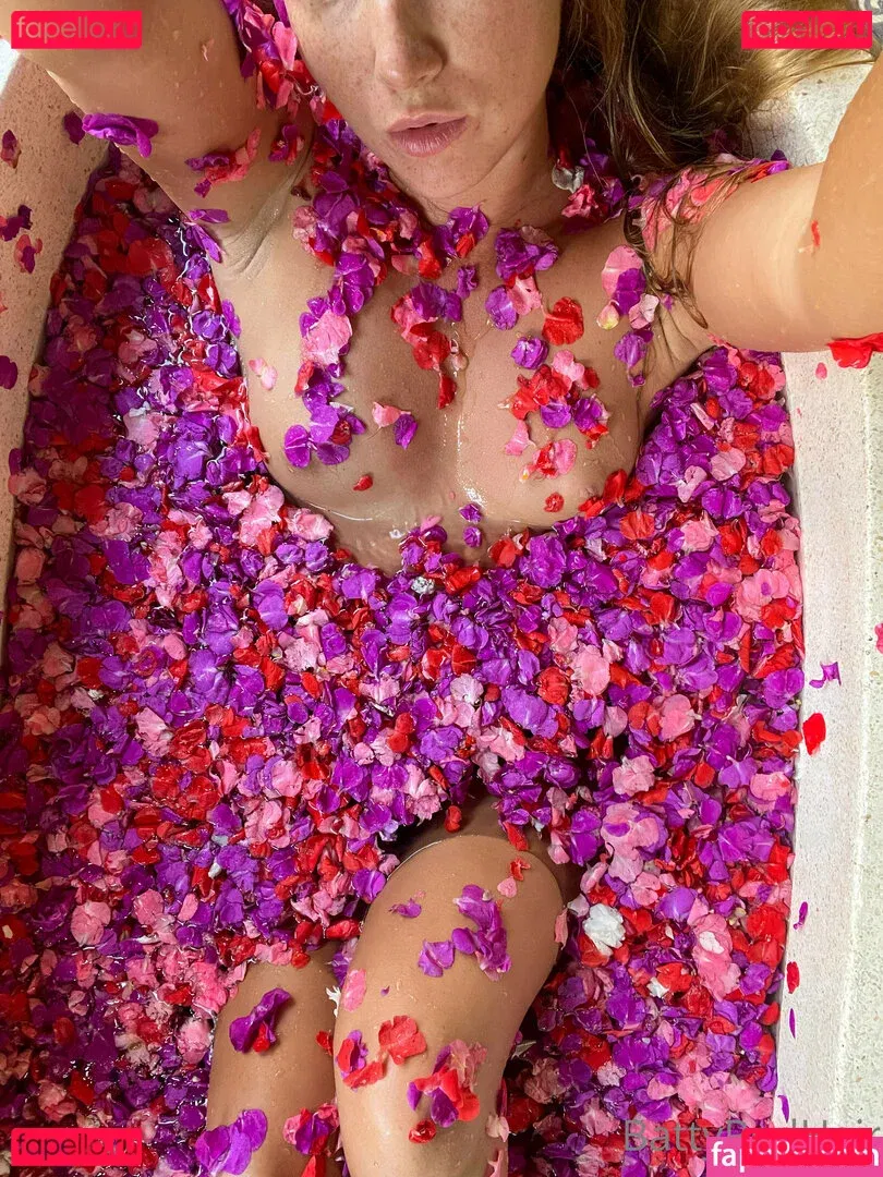 battyredhair Onlyfans Photo Gallery 