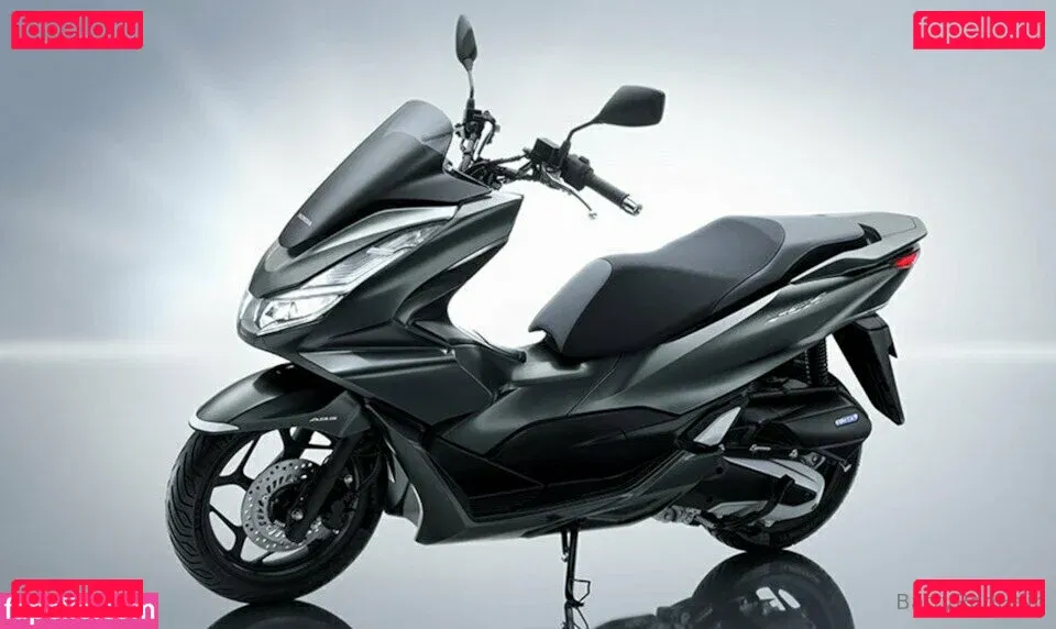 battyredhair Onlyfans Photo Gallery 