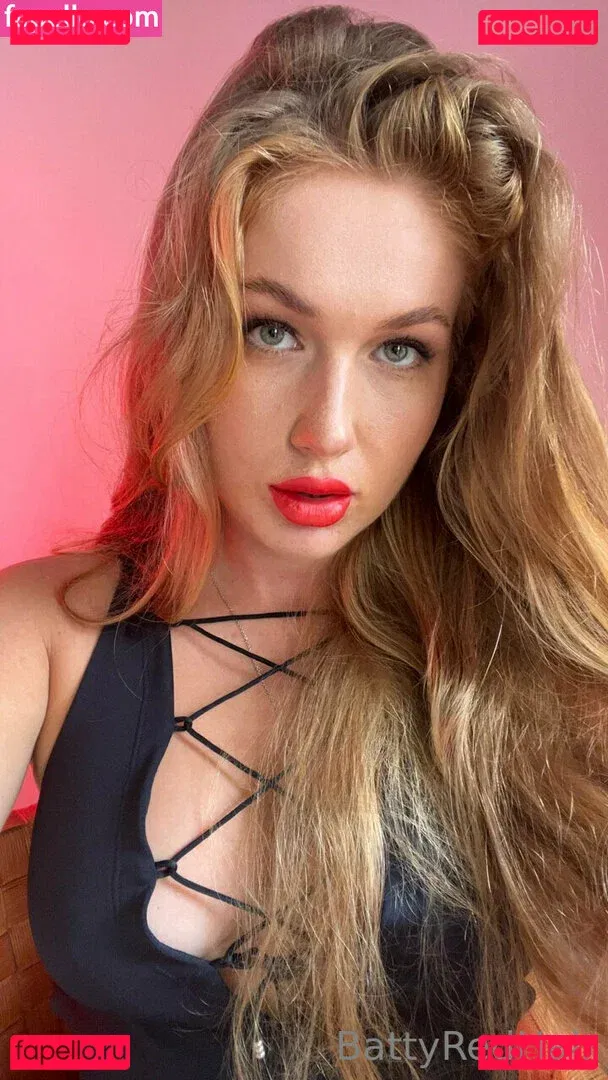 battyredhair Onlyfans Photo Gallery 