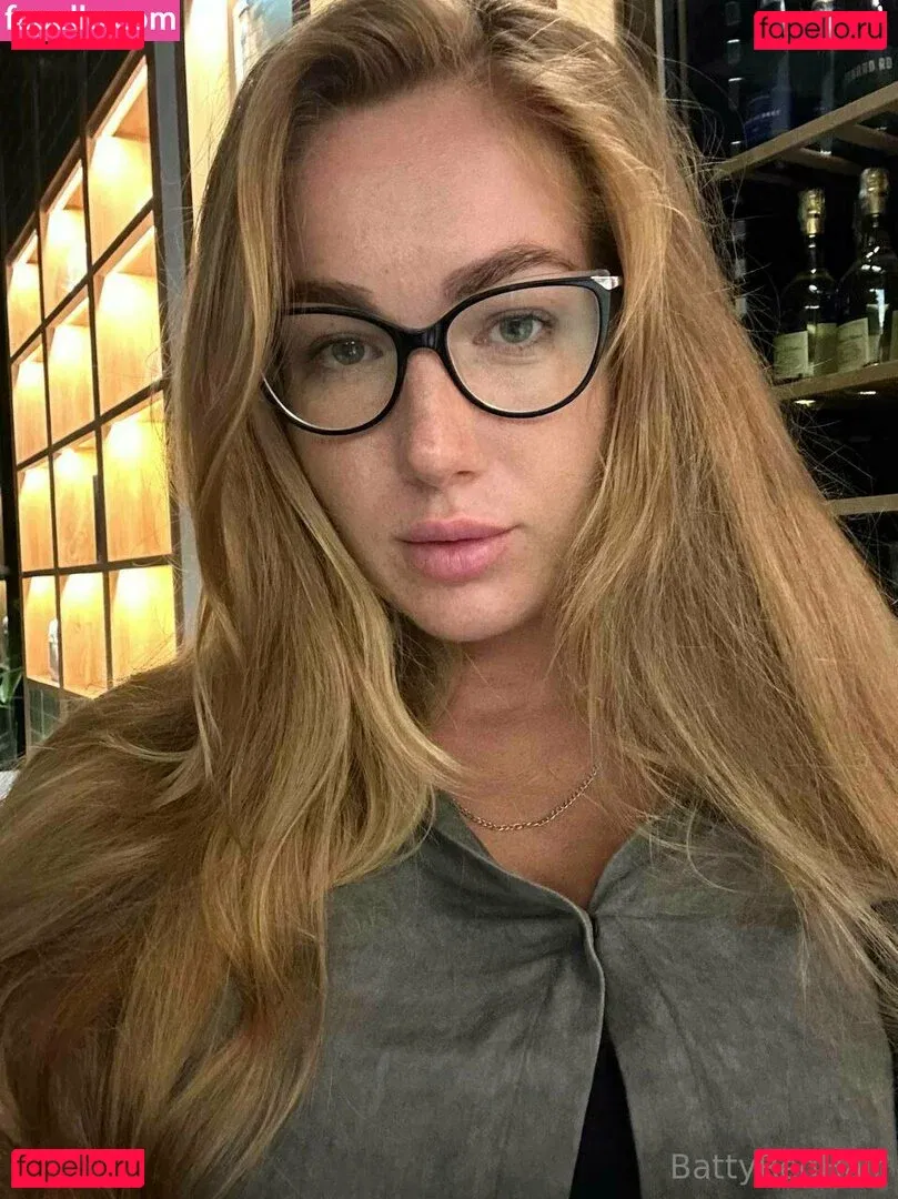 battyredhair Onlyfans Photo Gallery 