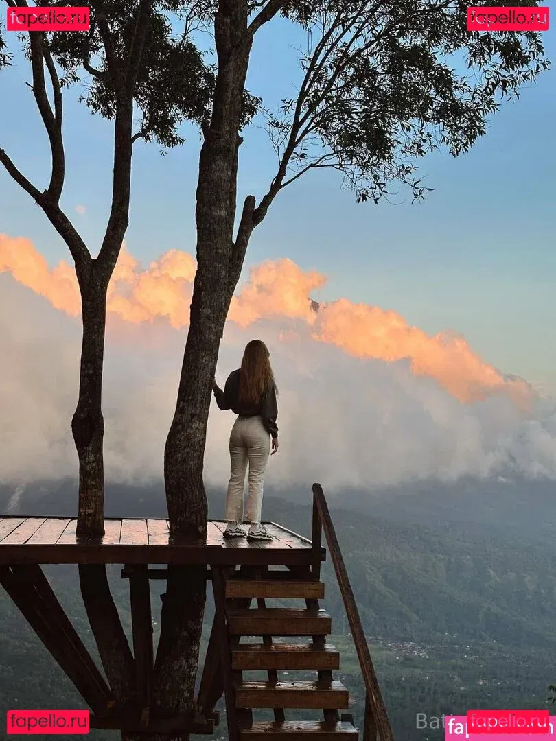 battyredhair Onlyfans Photo Gallery 