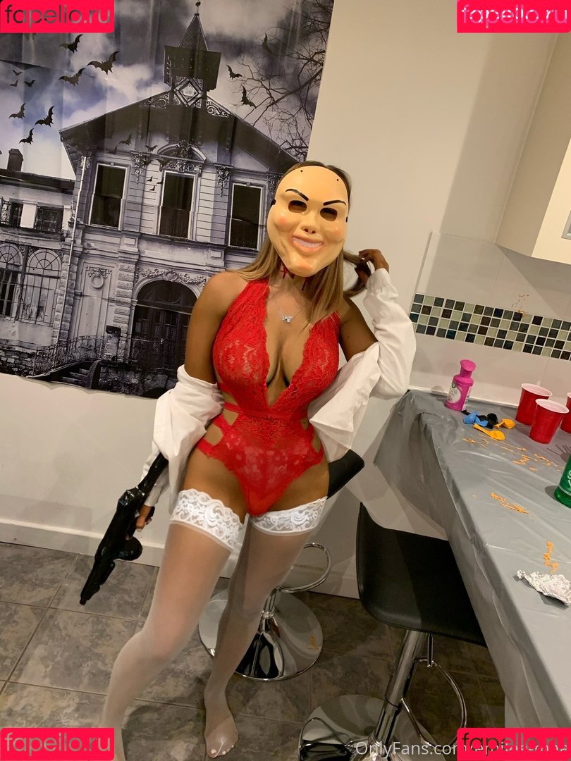 emilee-mae Onlyfans Photo Gallery 