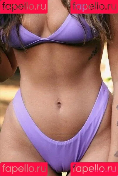 Gabriela Moura Onlyfans Photo Gallery 