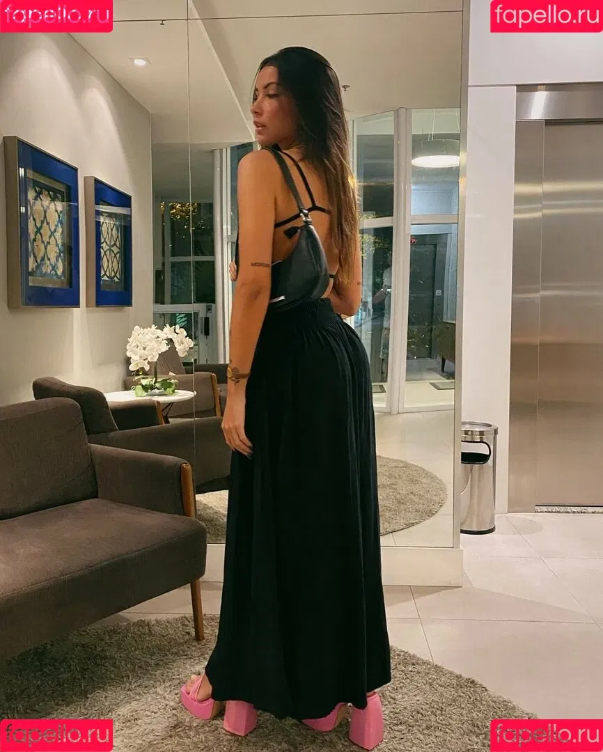 Gabriela Moura Onlyfans Photo Gallery 
