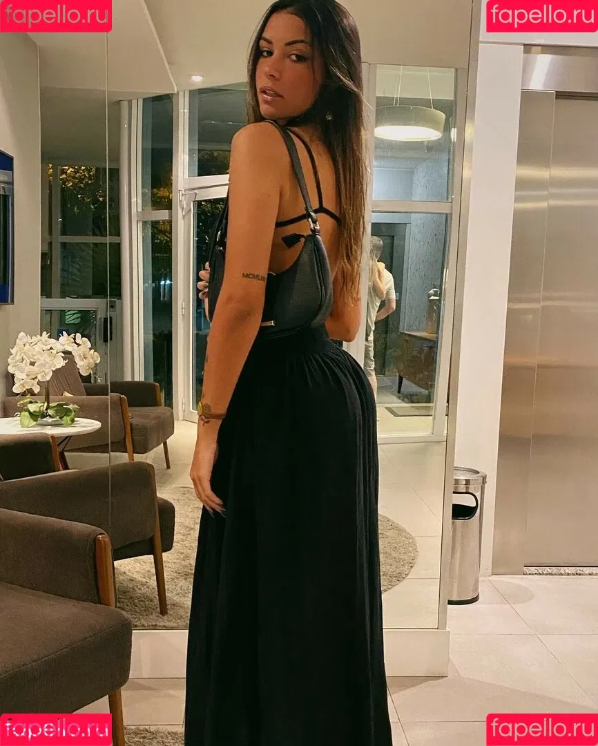 Gabriela Moura Onlyfans Photo Gallery 