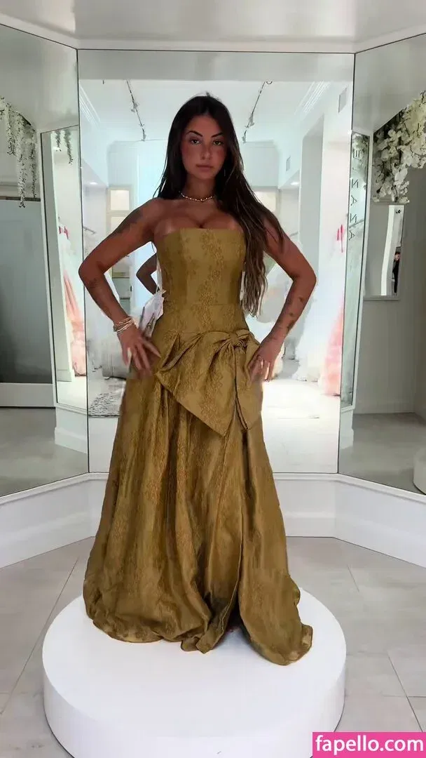 Gabriela Moura Onlyfans Photo Gallery 