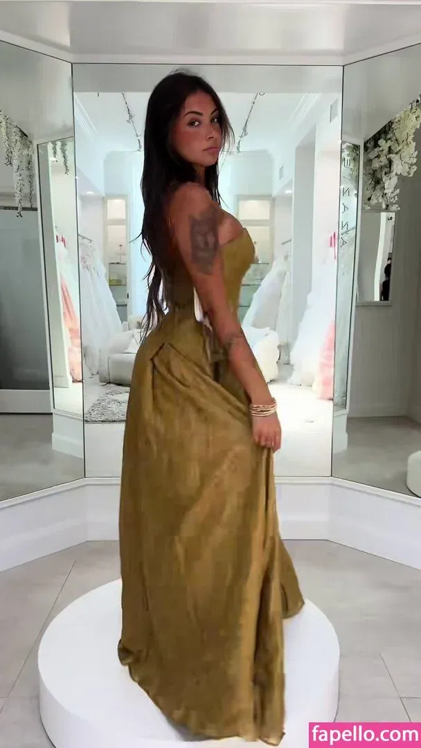 Gabriela Moura Onlyfans Photo Gallery 