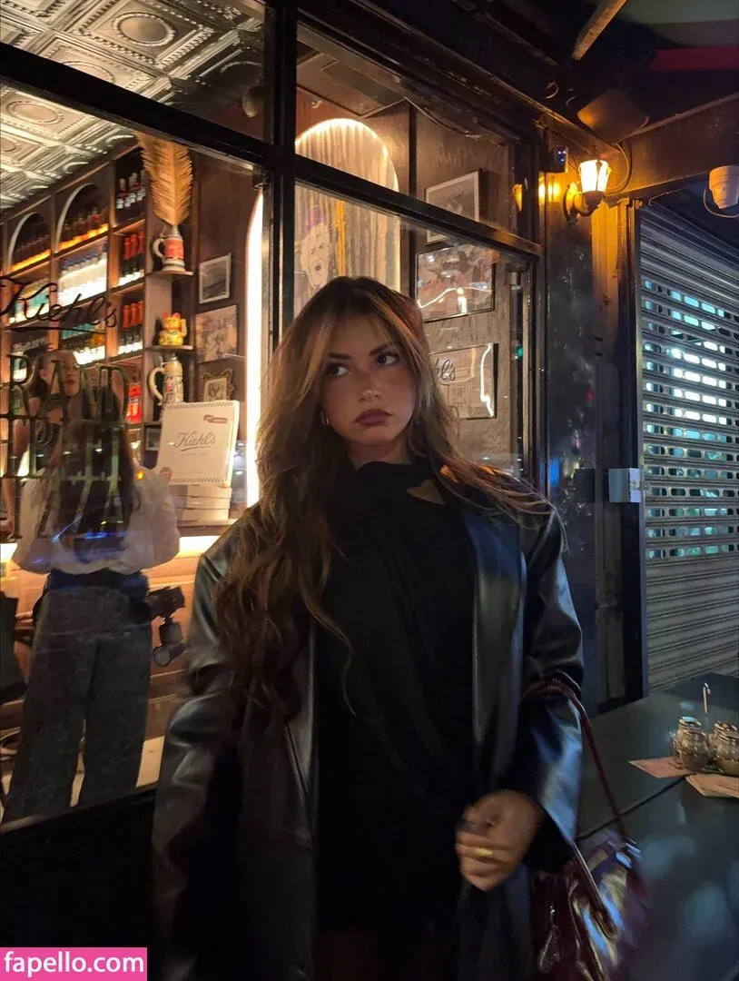 Gabriela Moura Onlyfans Photo Gallery 