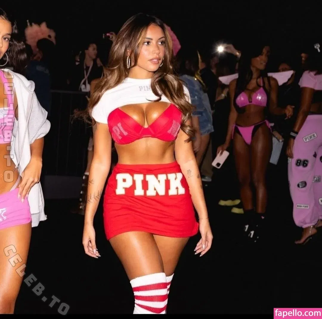 Gabriela Moura Onlyfans Photo Gallery 