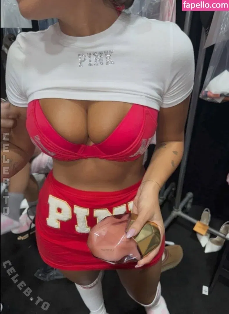 Gabriela Moura Onlyfans Photo Gallery 