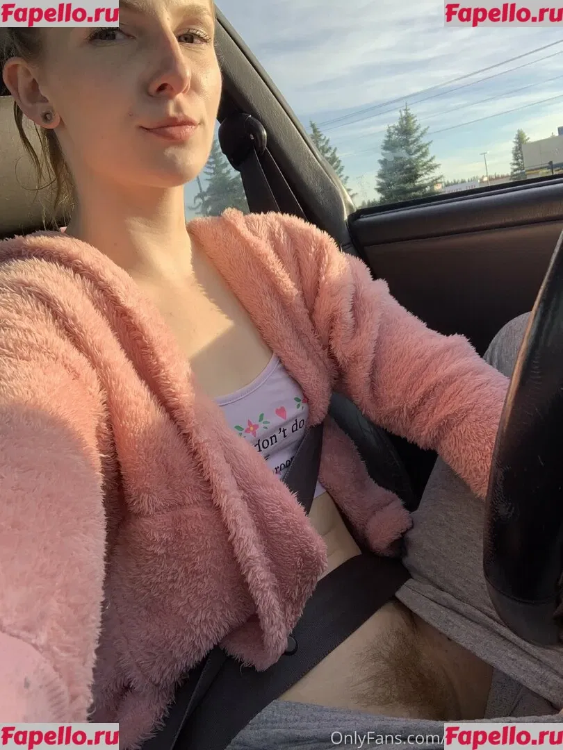 myskyewatson Onlyfans Photo Gallery 