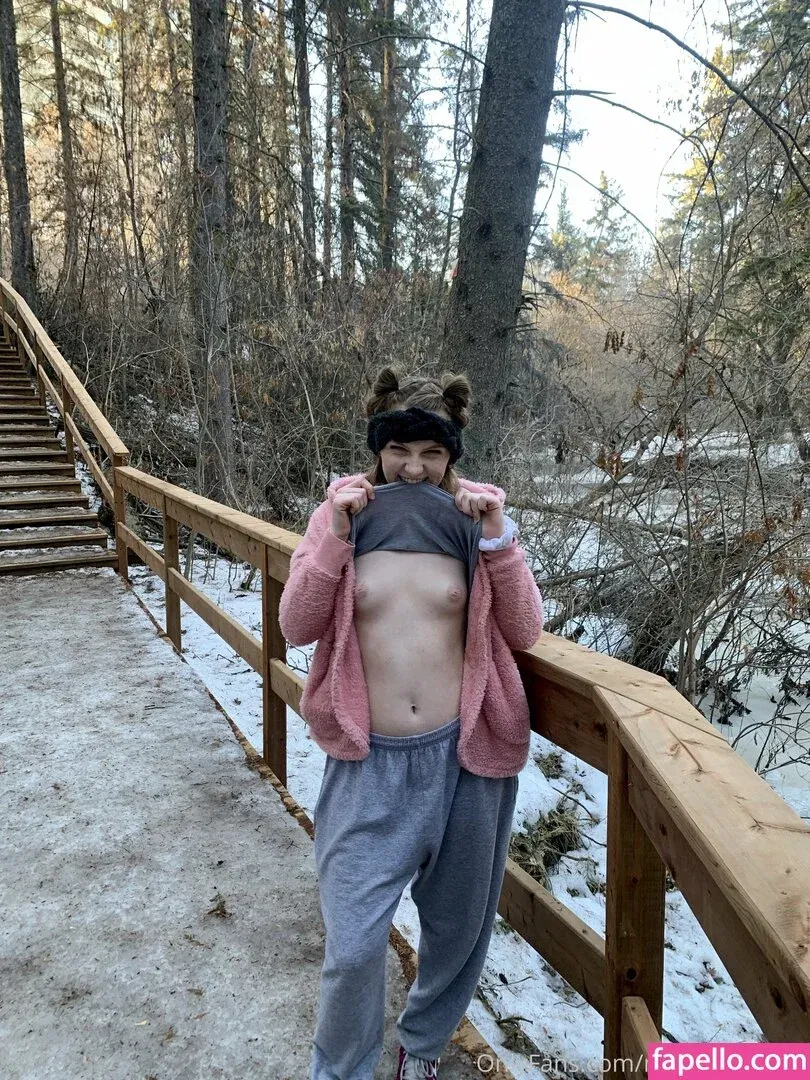 myskyewatson Onlyfans Photo Gallery 