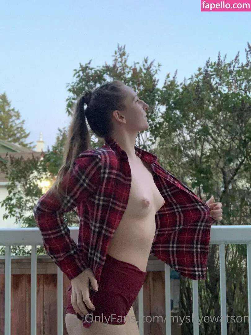 myskyewatson Onlyfans Photo Gallery 