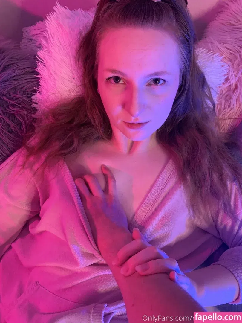 myskyewatson Onlyfans Photo Gallery 