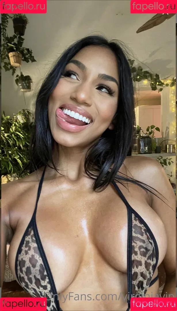 Virginia Sanhouse Onlyfans Photo Gallery 