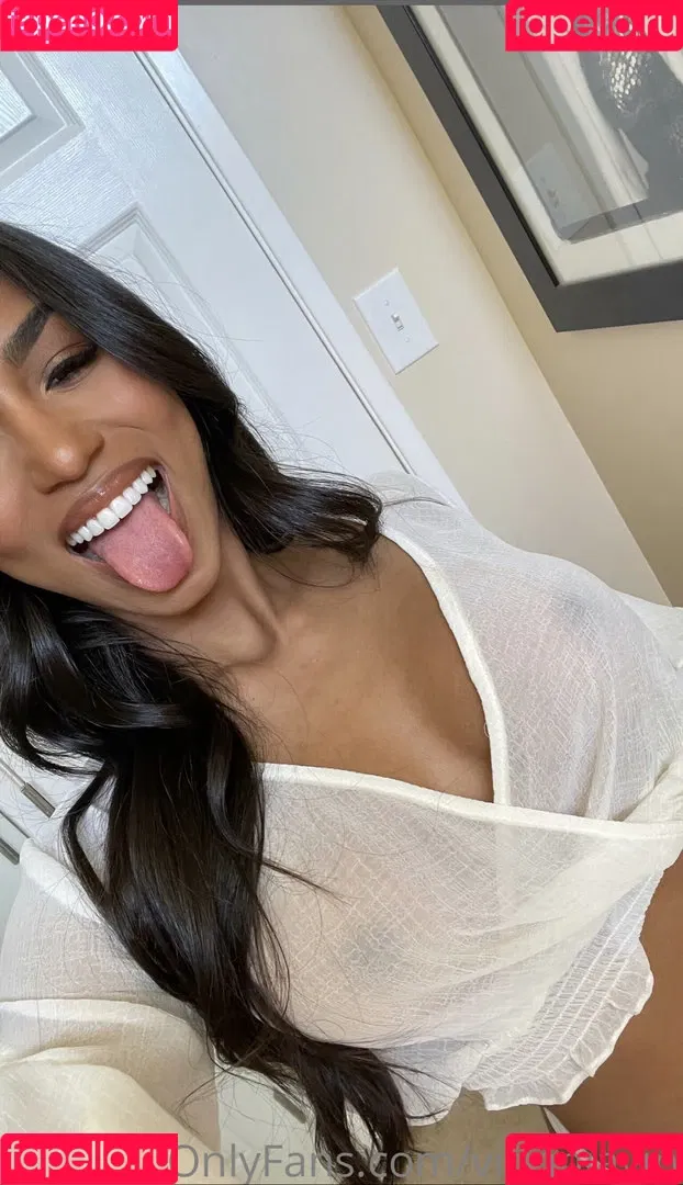 Virginia Sanhouse Onlyfans Photo Gallery 