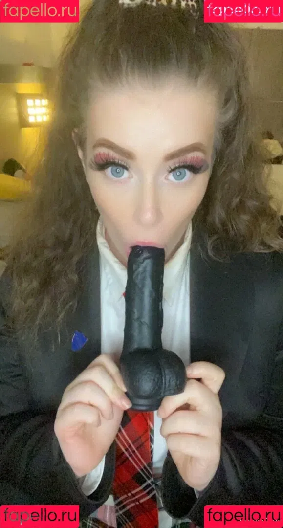 ameliaskye Onlyfans Photo Gallery 