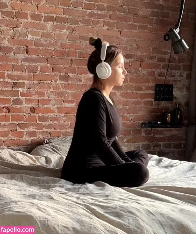 Victoria Koblenko Onlyfans Photo Gallery 