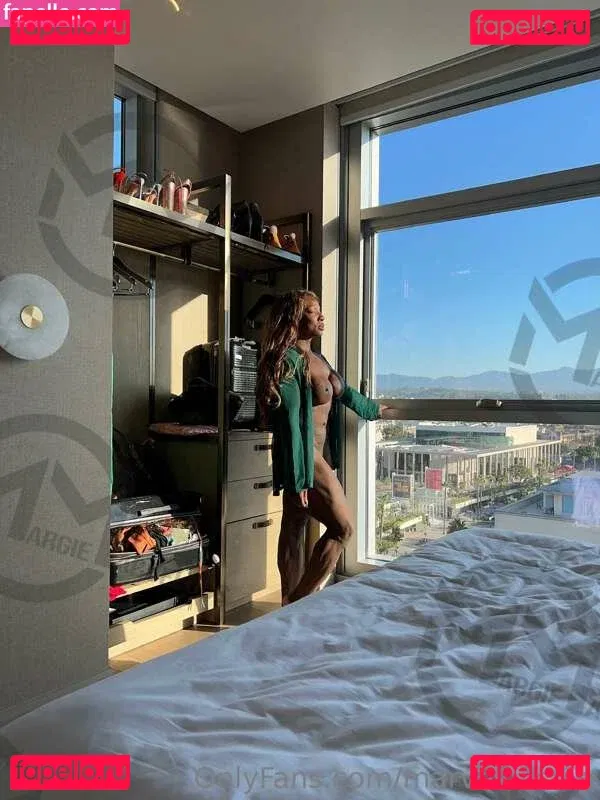 marvelousv Onlyfans Photo Gallery 