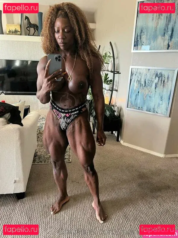 marvelousv Onlyfans Photo Gallery 