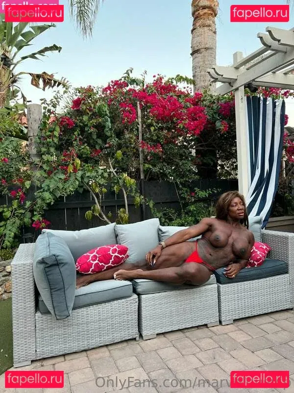 marvelousv Onlyfans Photo Gallery 