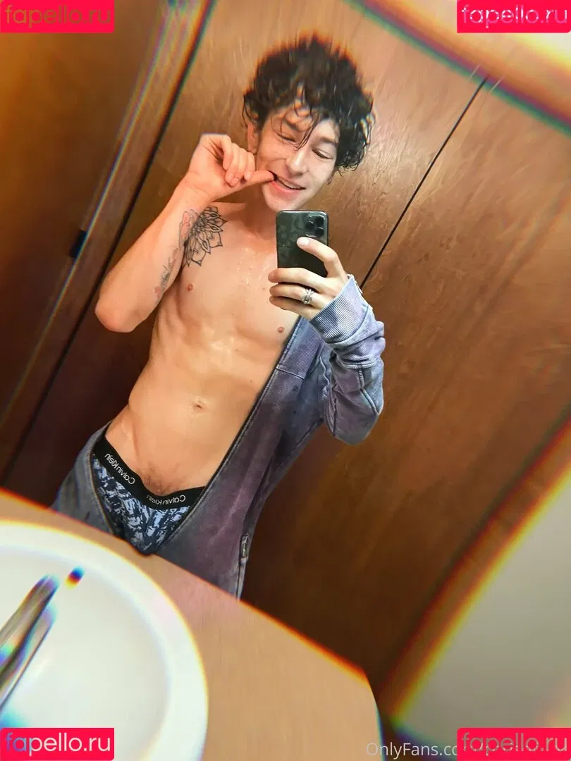 chrisoflyng Onlyfans Photo Gallery 