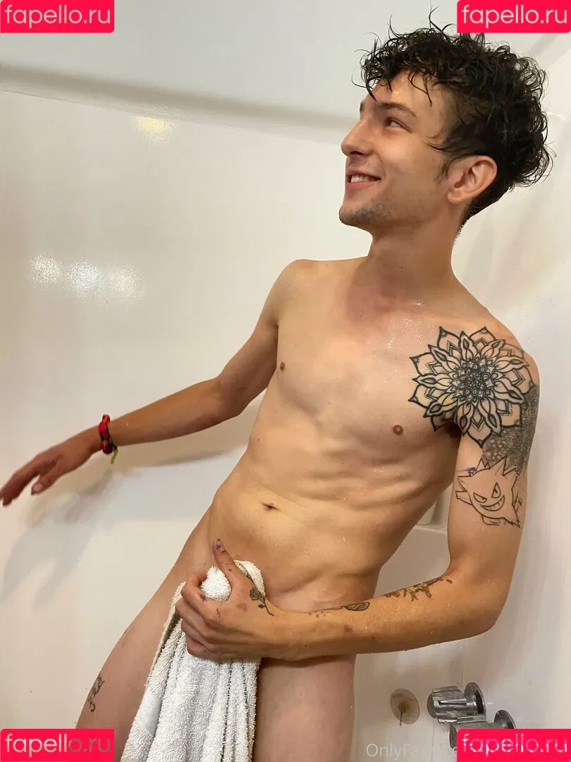 chrisoflyng Onlyfans Photo Gallery 